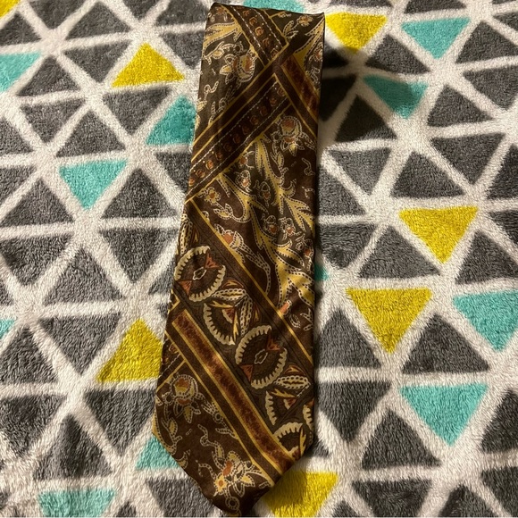vintage fendi tie